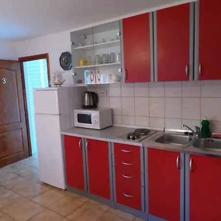 In Fazana/istrien 8621 Apartment *